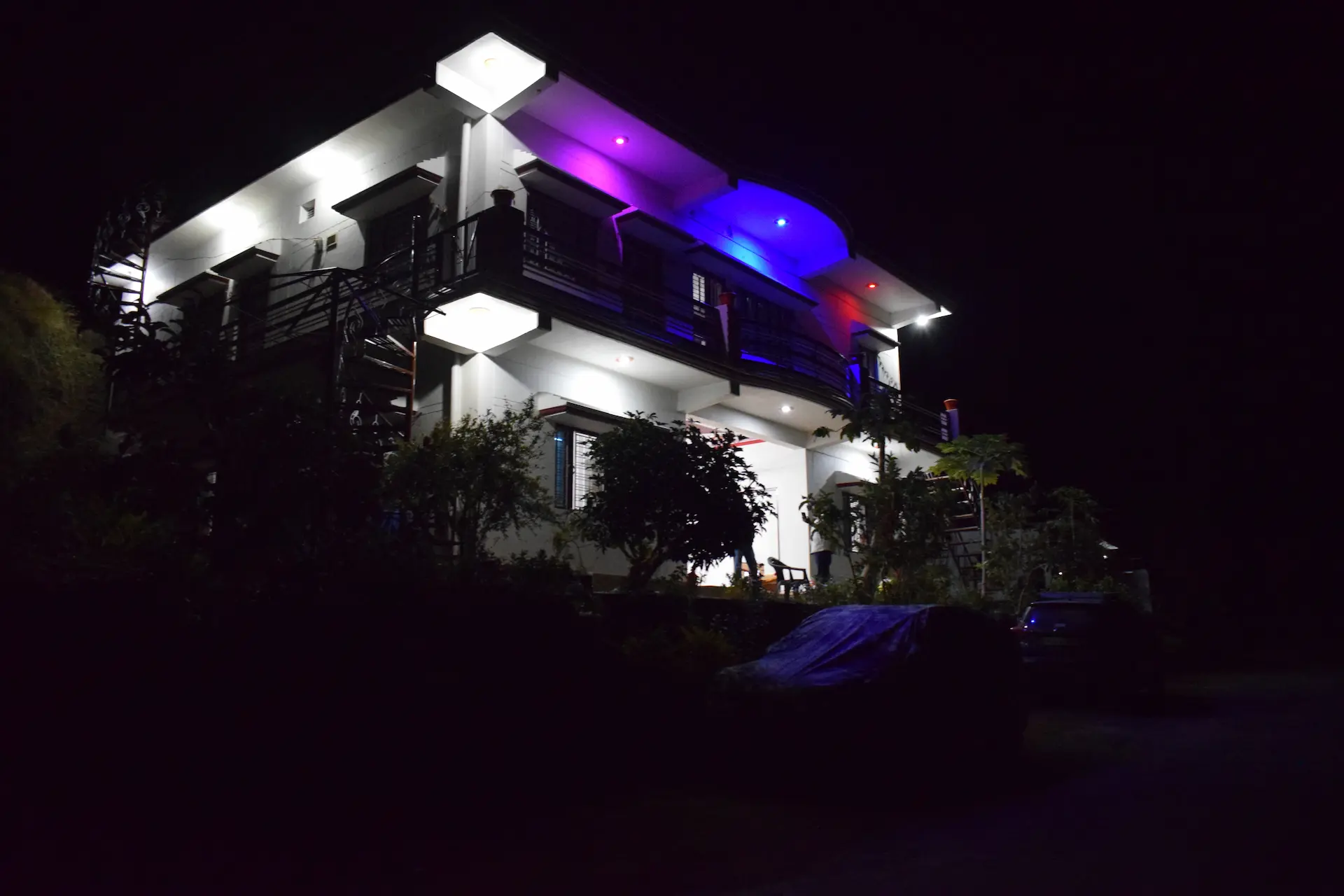 Rameshwari Homestay Hero 1