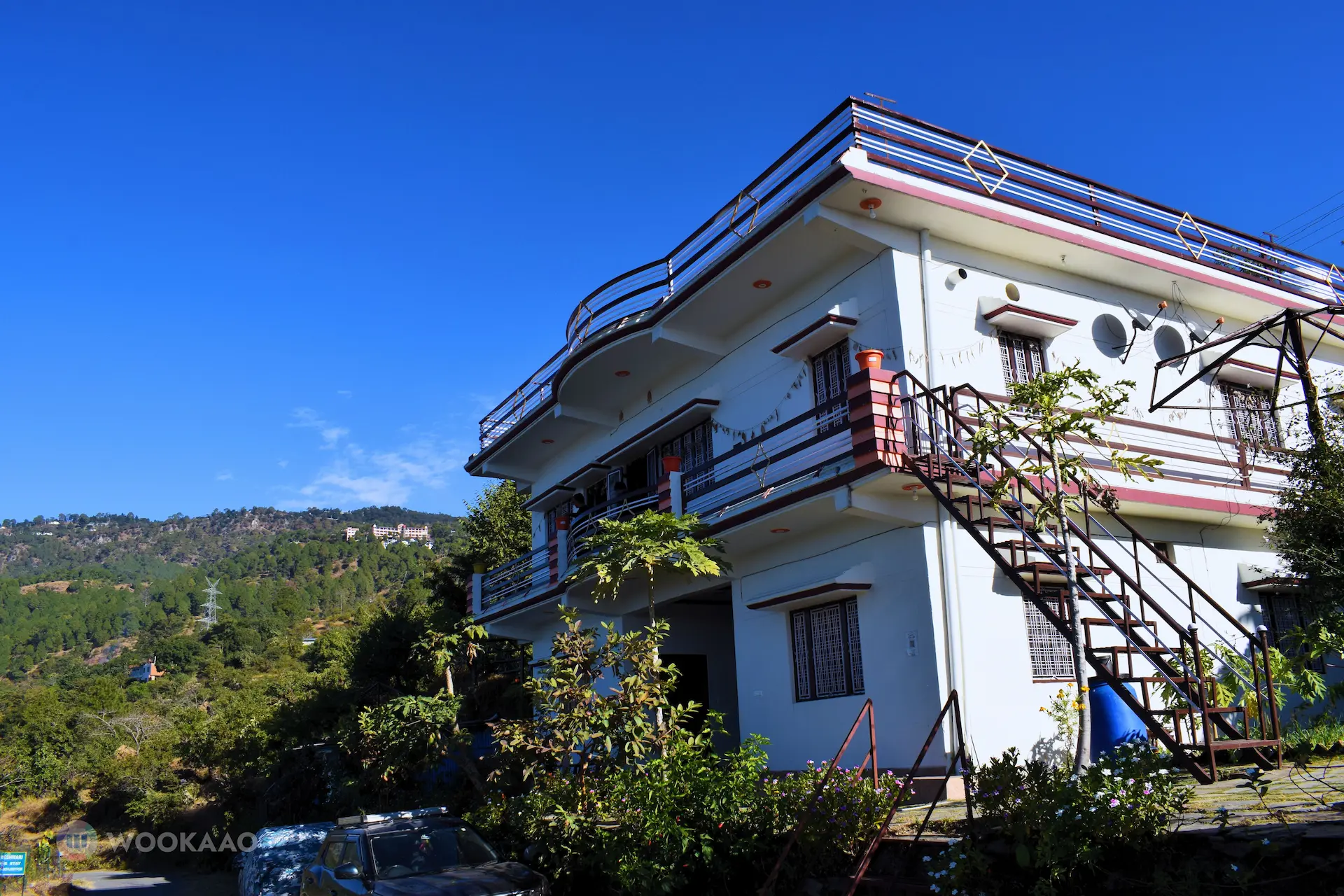 Rameshwari Homestay hero 13