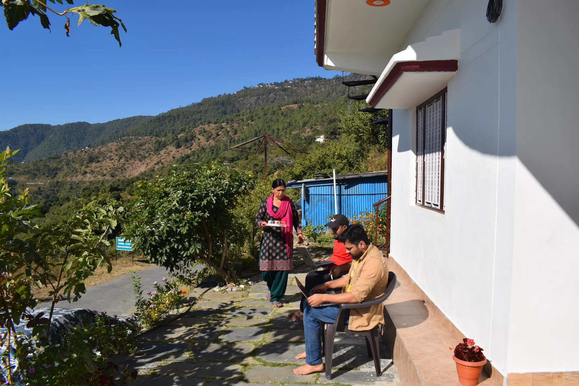 Rameshwari Homestay hero 6